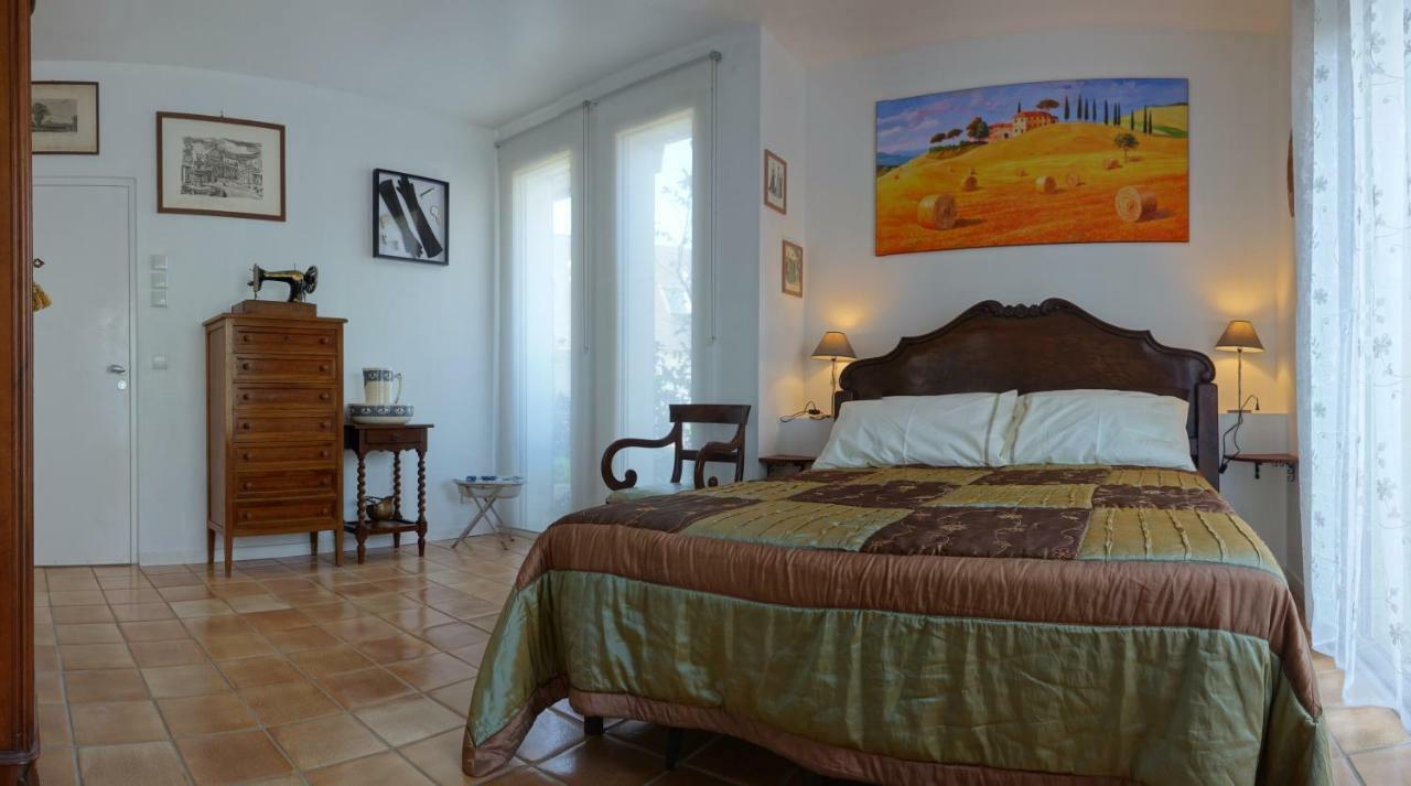 Chambre D'Hotes Le Phenix Saint-Martin-du-Vivier Exterior photo
